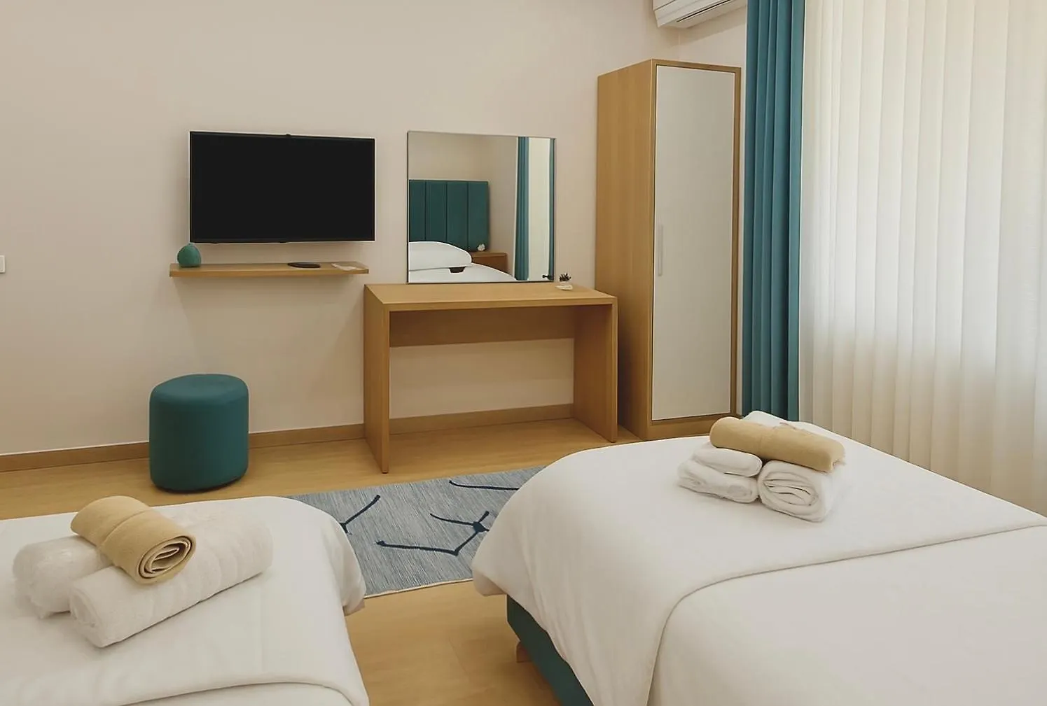 Hotel Krial Berat 0*,